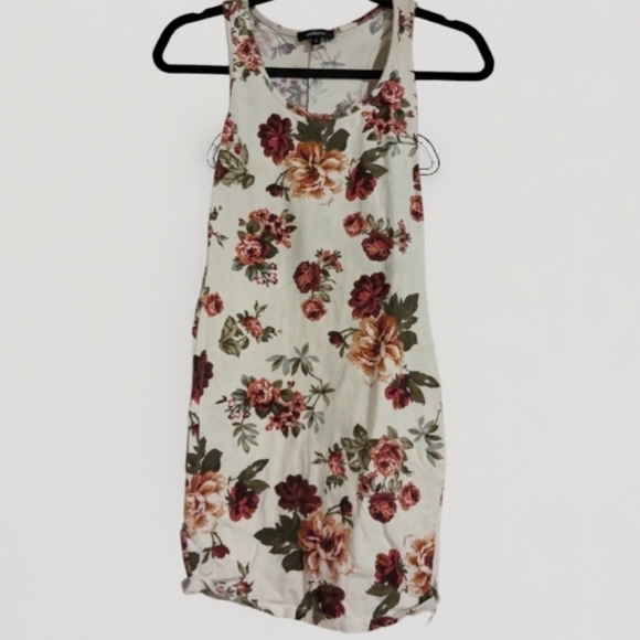 Summer Chic: Red & White Floral Tank Mini Dress (by, Ambiance) Size Small - Picture 1 of 11